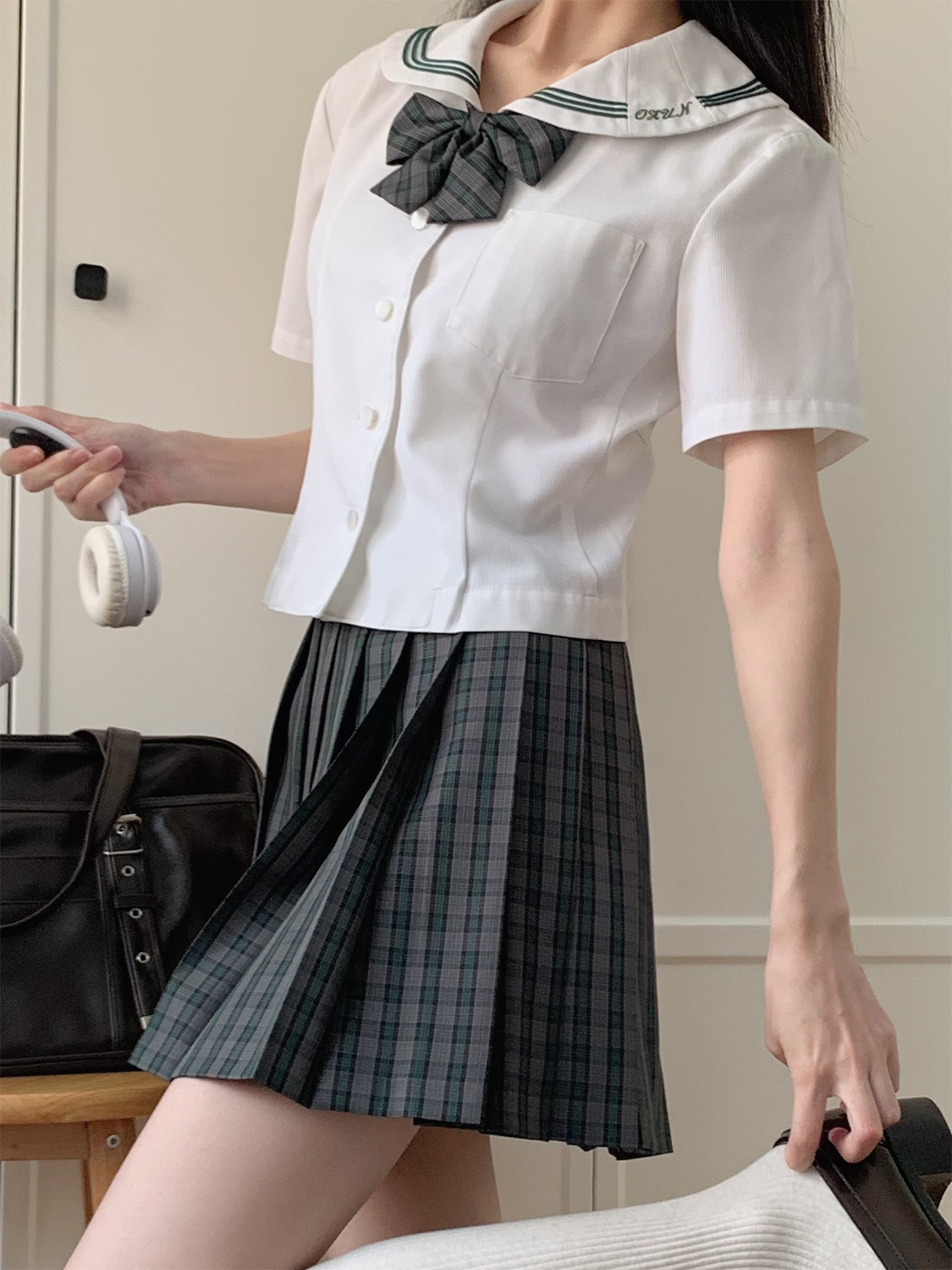 セーラー服 胸ポケット付き半袖セーラーブラウス
