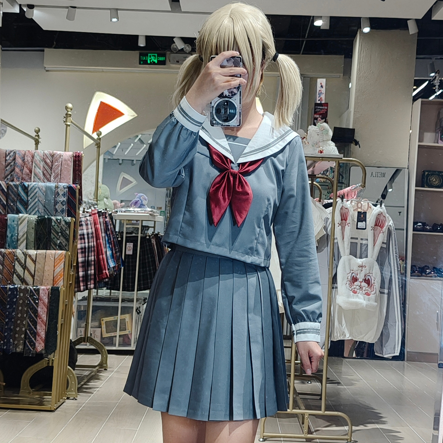 セーラー服 清楚優雅なプリーツセーラー服