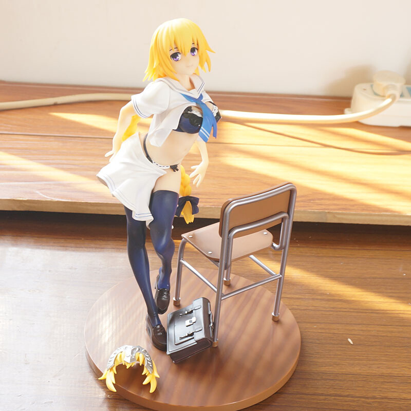 セーラー服 教室の光と影 フィギュア