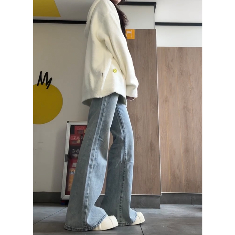 フレアパンツ ゆったり裾広がりデニムパンツ