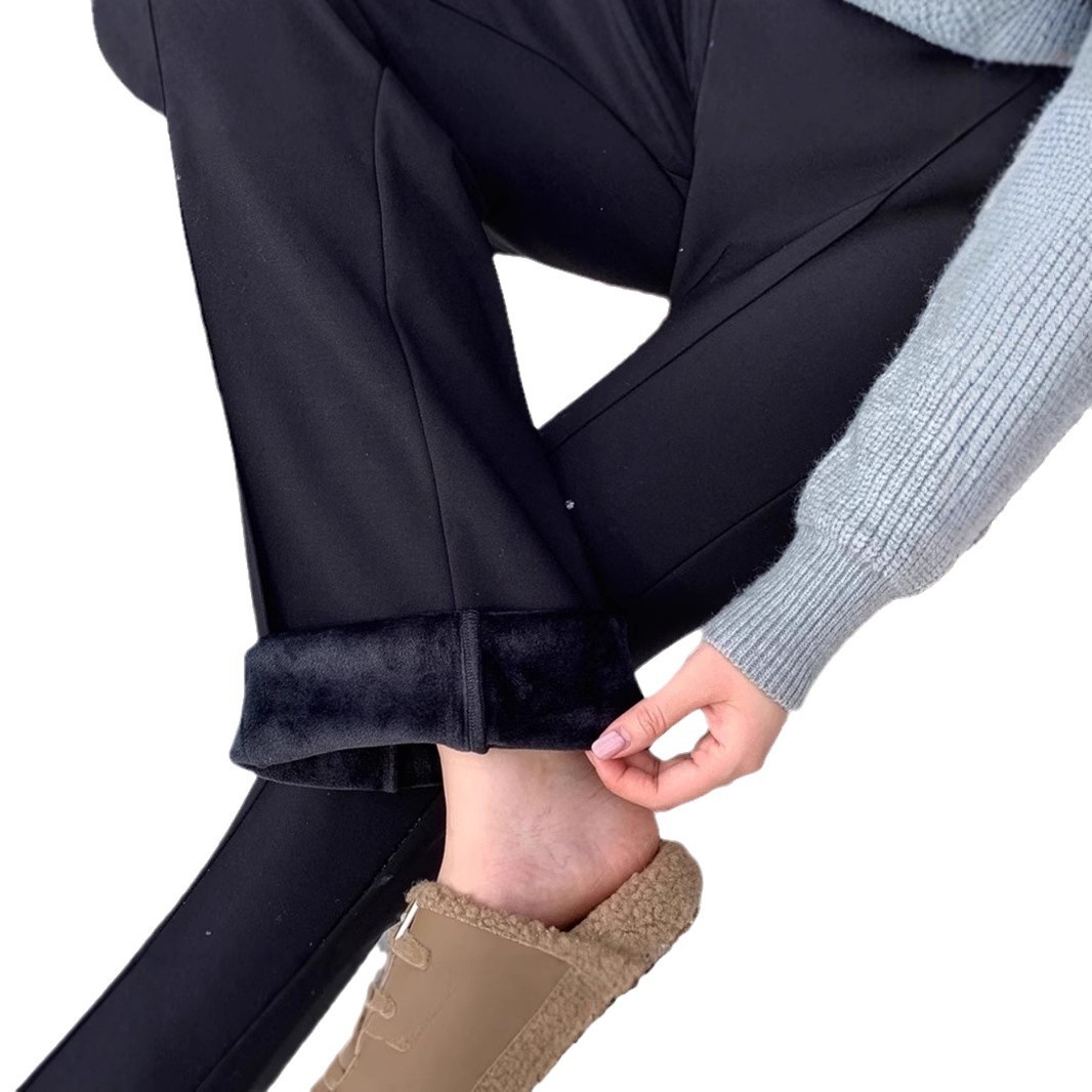 フレアパンツ 裾広がり美脚スラックス　