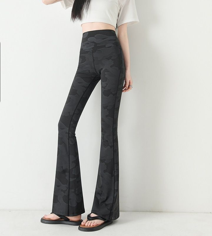 フレアパンツ 迷彩柄美脚フレアレギンス