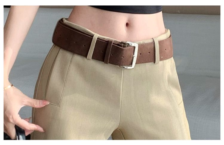 フレアパンツ 優雅なシルエットフレアパンツ