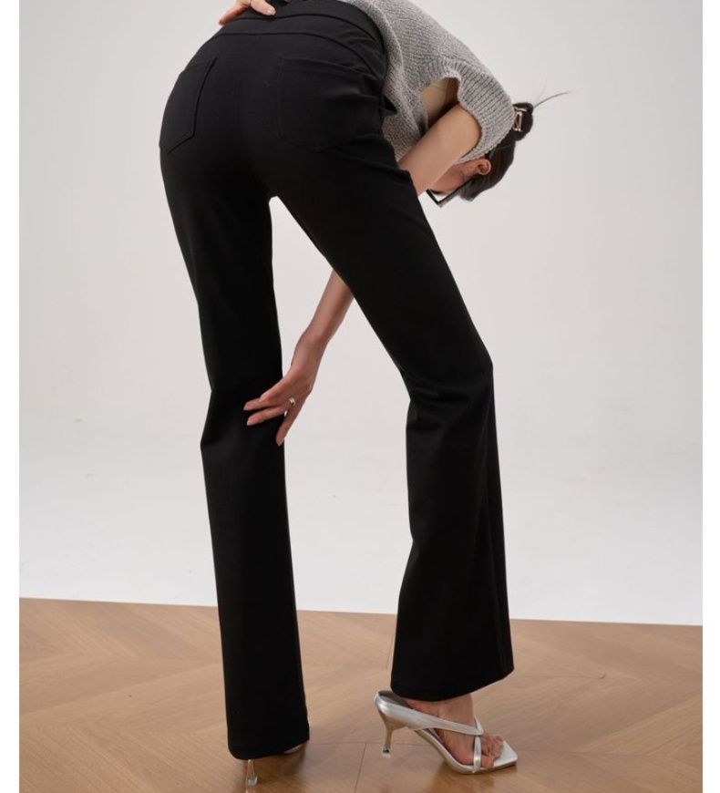 フレアパンツ 洗練シルエットフレアスラックス