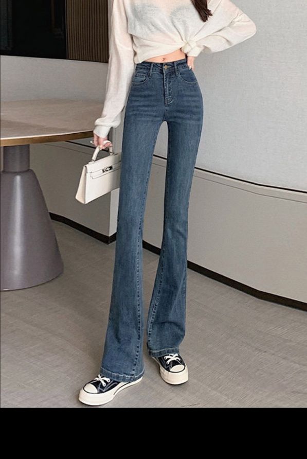 フレアパンツ 美脚効果抜群のフレアデニム