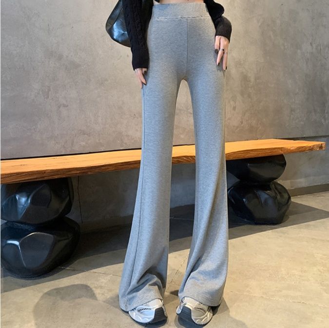 フレアパンツ 裾広がりリラックススウェットパンツ