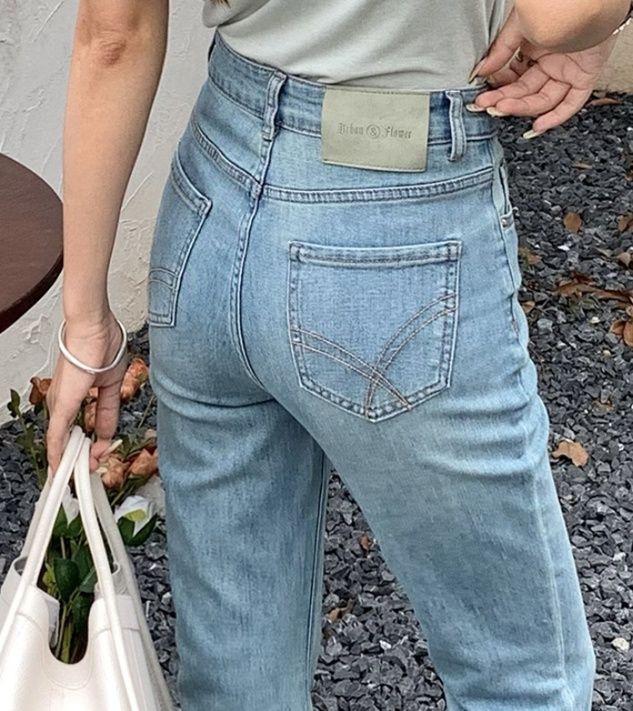 フレアパンツ 美脚魅せるフレアデニム