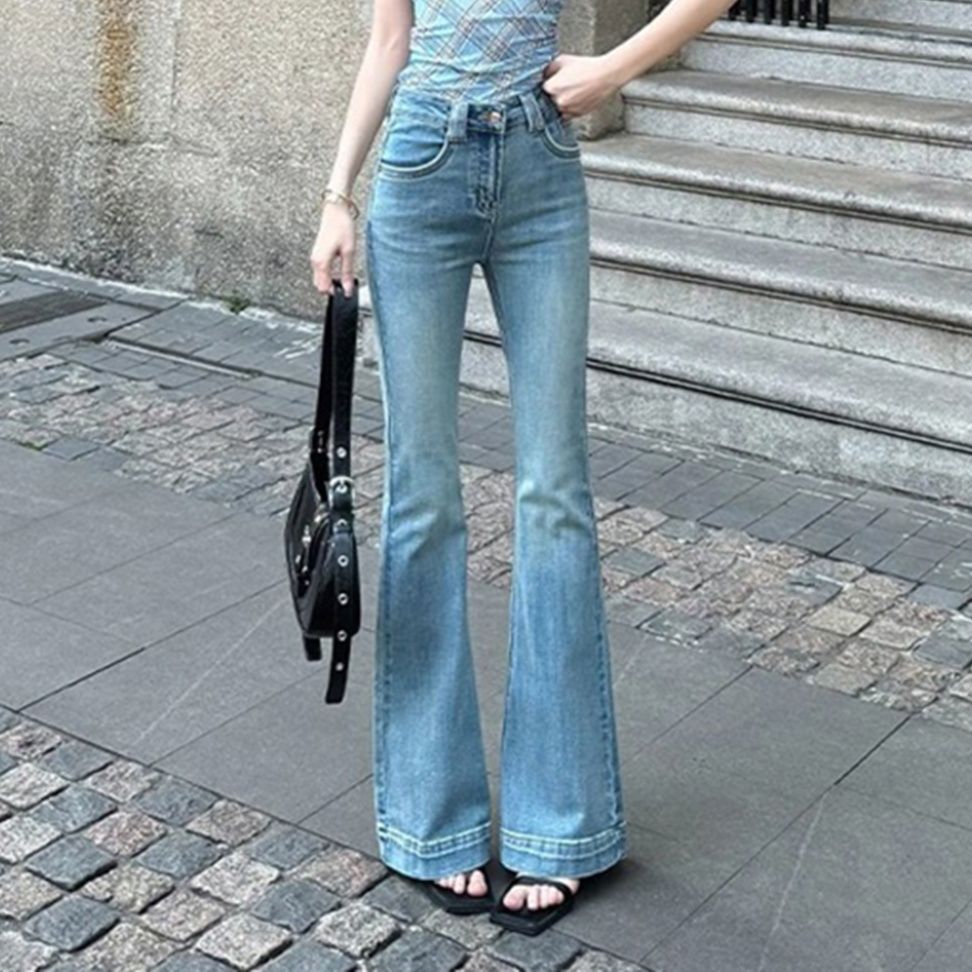 フレアパンツ 美シルエット 裾広がりデニム