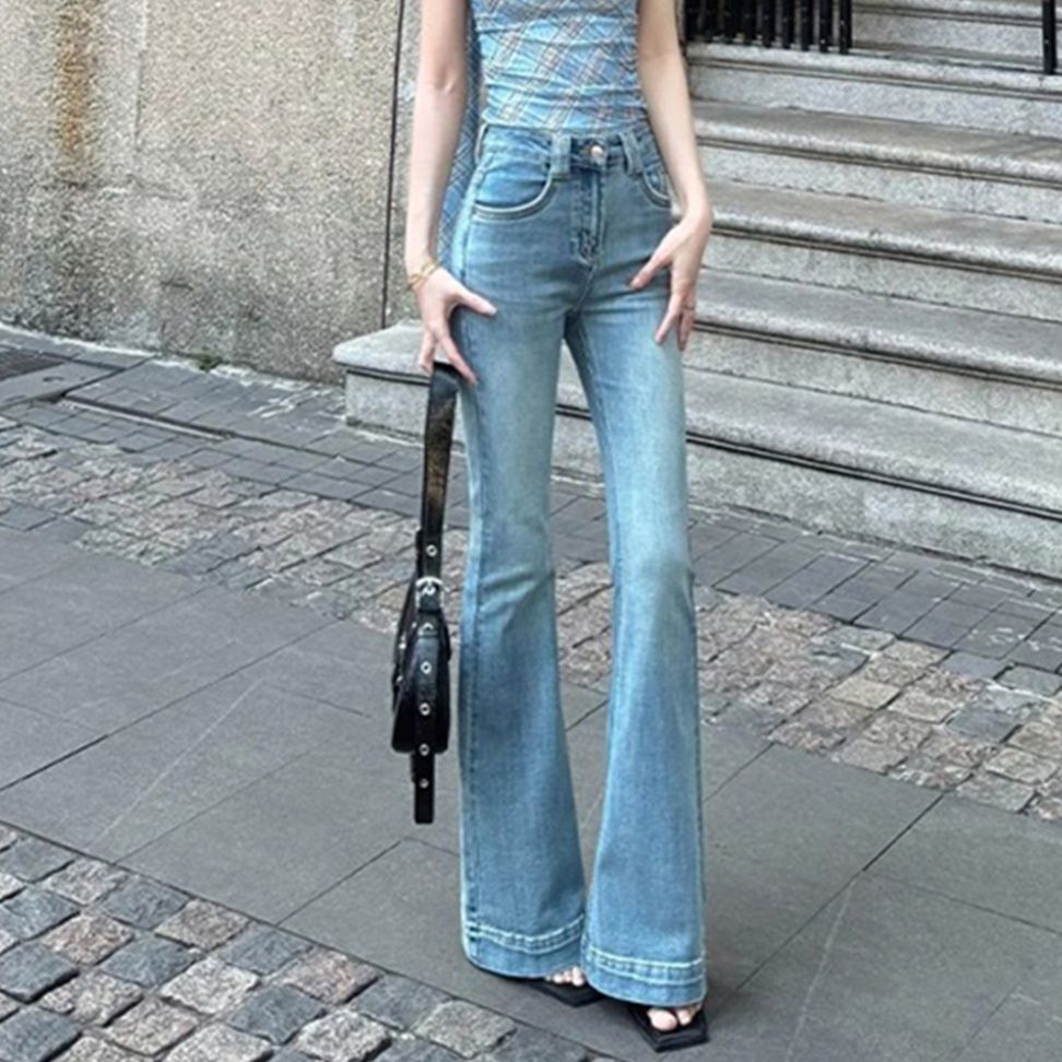 フレアパンツ 美シルエット 裾広がりデニム