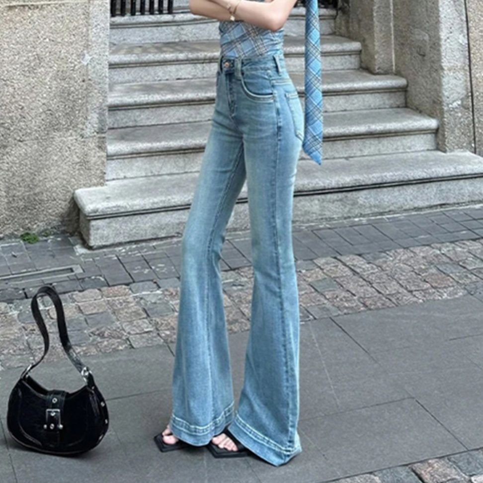 フレアパンツ 美シルエット 裾広がりデニム