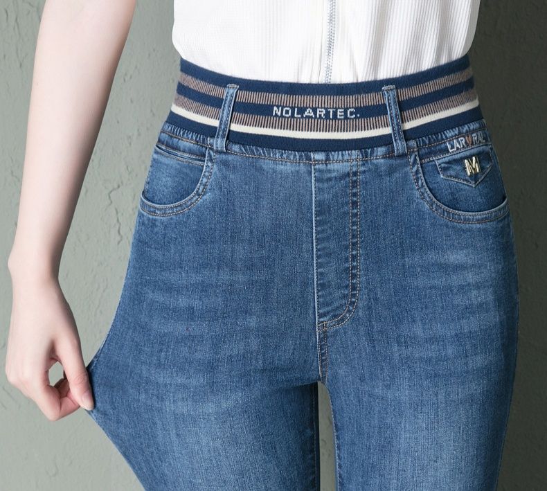 フレアパンツ 上品シルエット裾広がりデニム