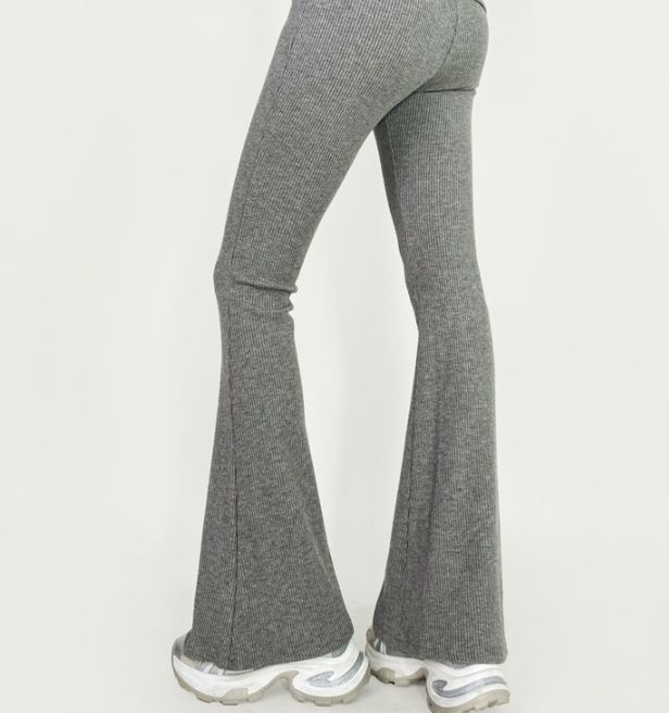 フレアパンツ リブ編みレッグラインフレアパンツ