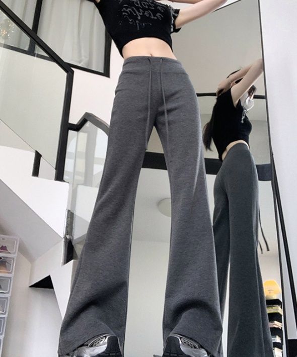 フレアパンツ 優雅なゆったりフレアスウェット