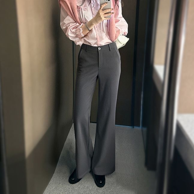 フレアパンツ 優雅なシルエットフレアスラックス