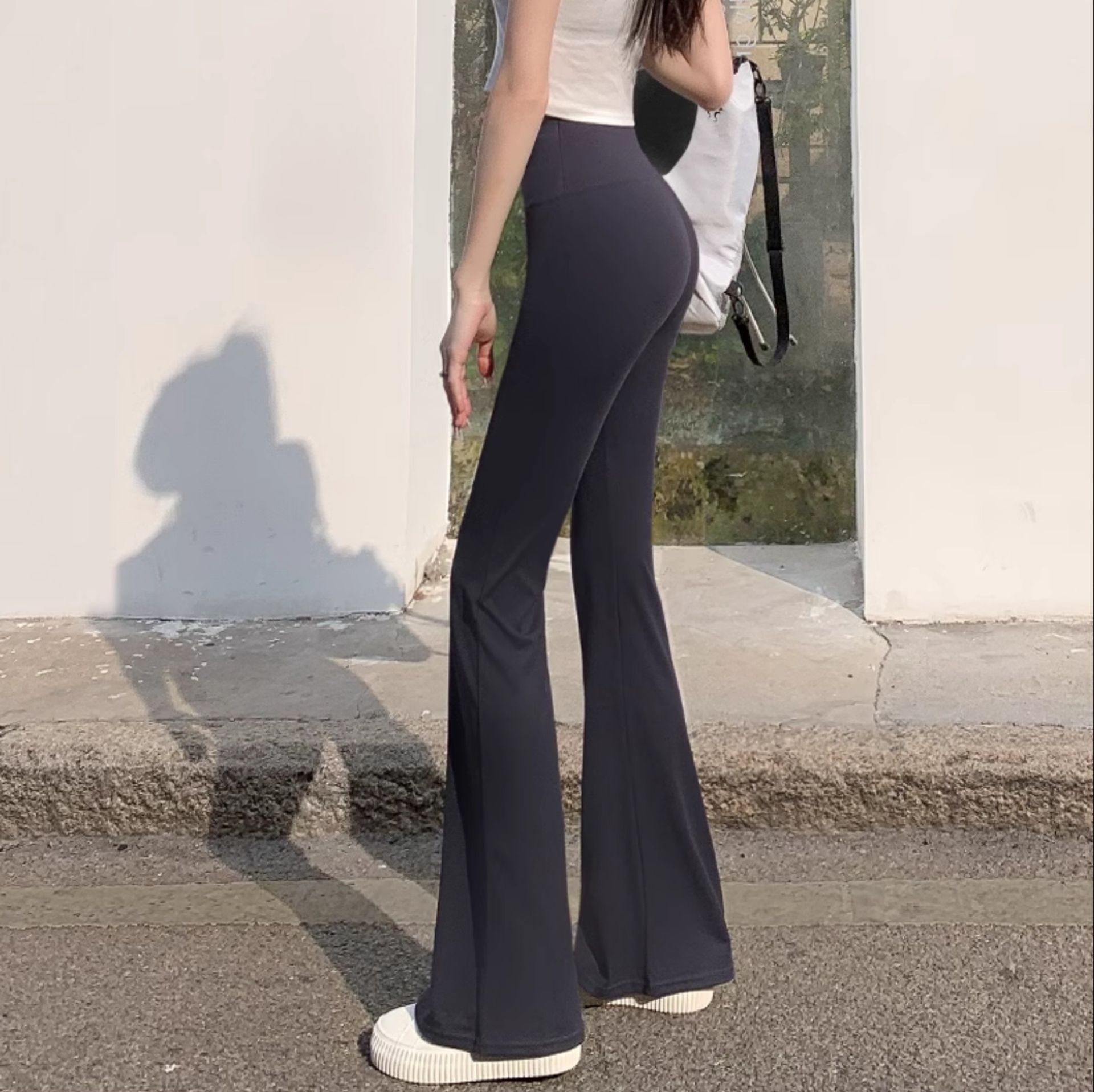フレアパンツ 美脚効果抜群フレアパンツレギンス
