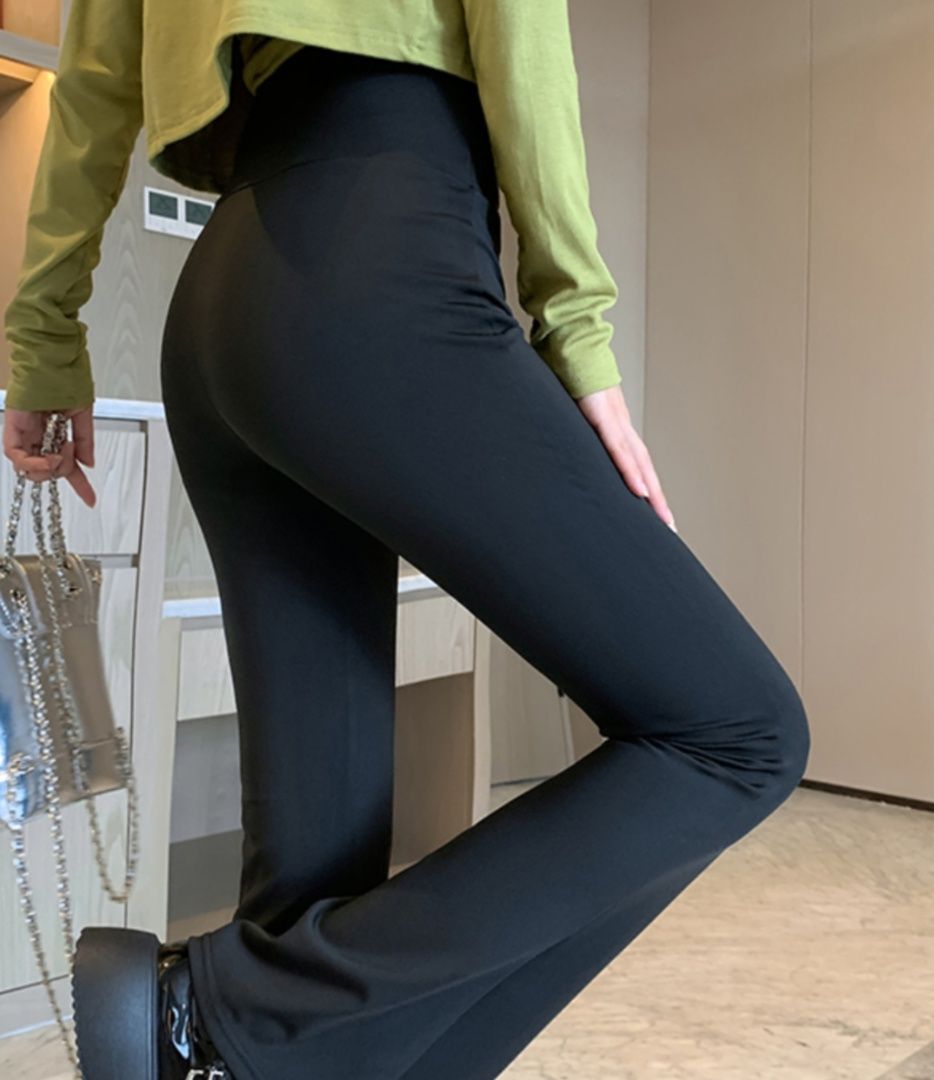 フレアパンツ 高弾力裾広がりレギンス