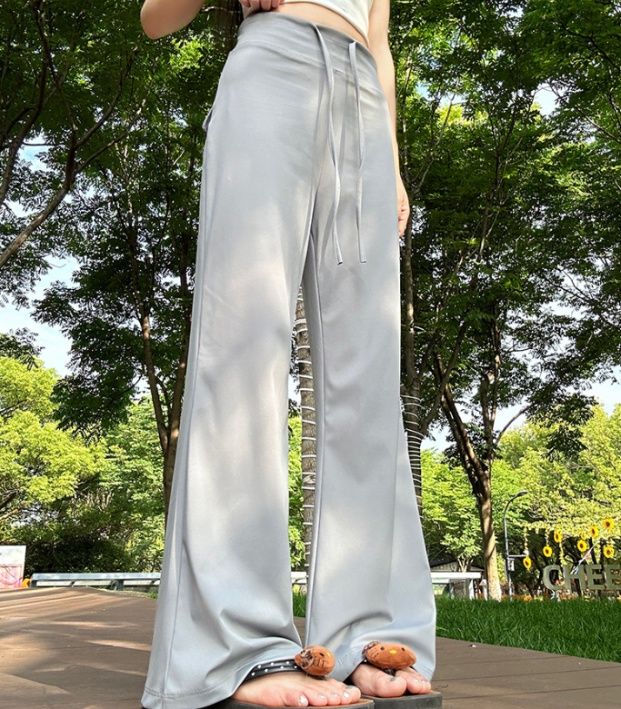 フレアパンツ なめらか美脚フレアスウェット