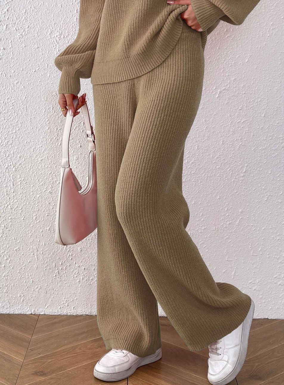 フレアパンツ 贅沢な編み目のフレアリブパンツ