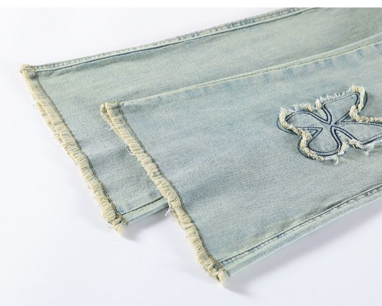 フレアパンツ 蝶々刺繍フレアデニム