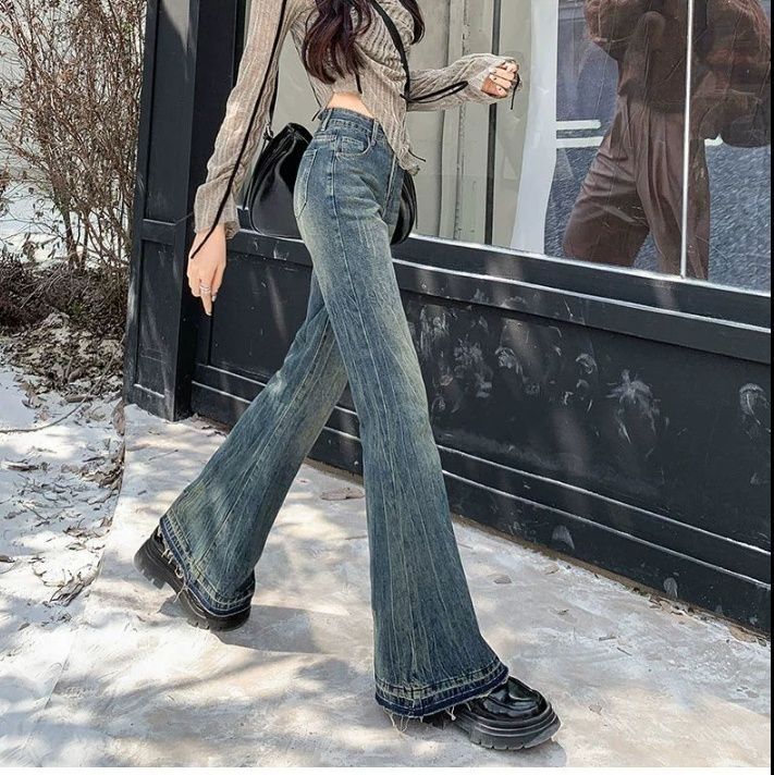 フレアパンツ 美脚効果抜群ハイウエスト裾広がりデニムパンツ