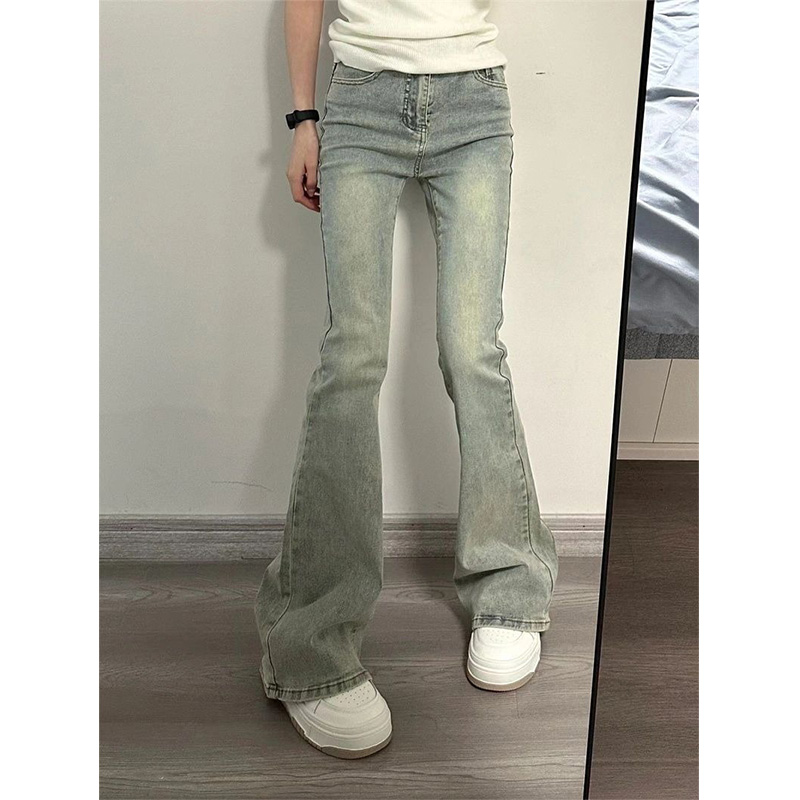 フレアパンツ 大人の美脚フレアデニム