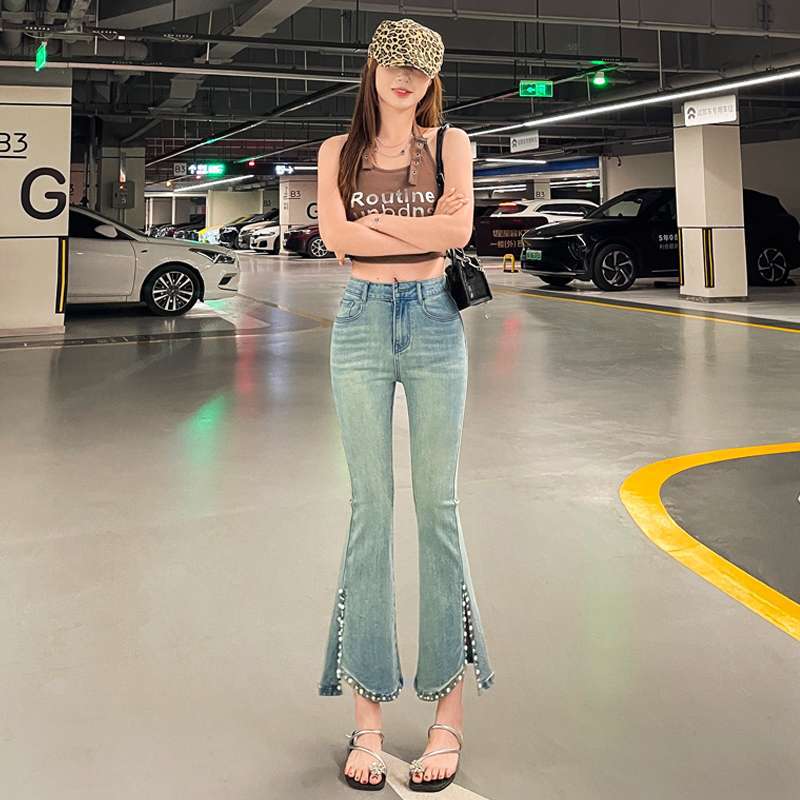 フレアパンツ 裾パール装飾フレア美脚デニムパンツ