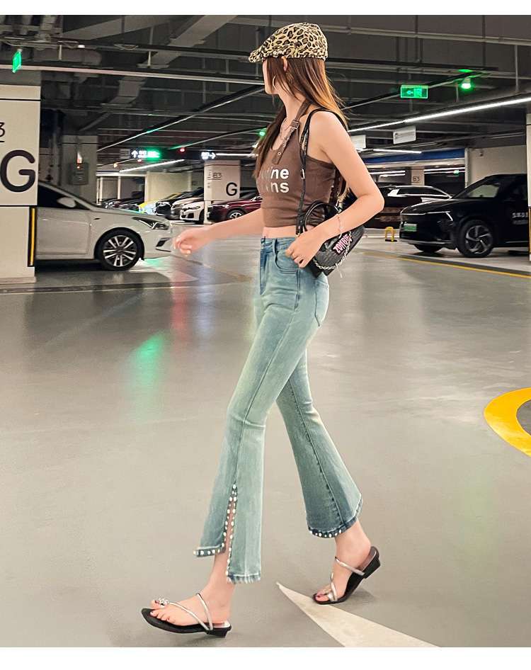 フレアパンツ 裾パール装飾フレア美脚デニムパンツ