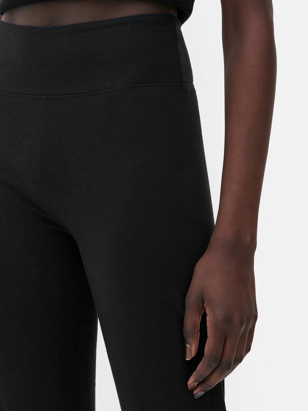 フレアパンツ なめらか伸縮リブフレアパンツ