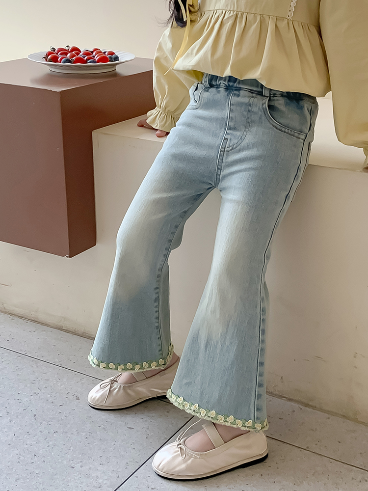 フレアパンツ レース縁取りフレアデニムパンツ