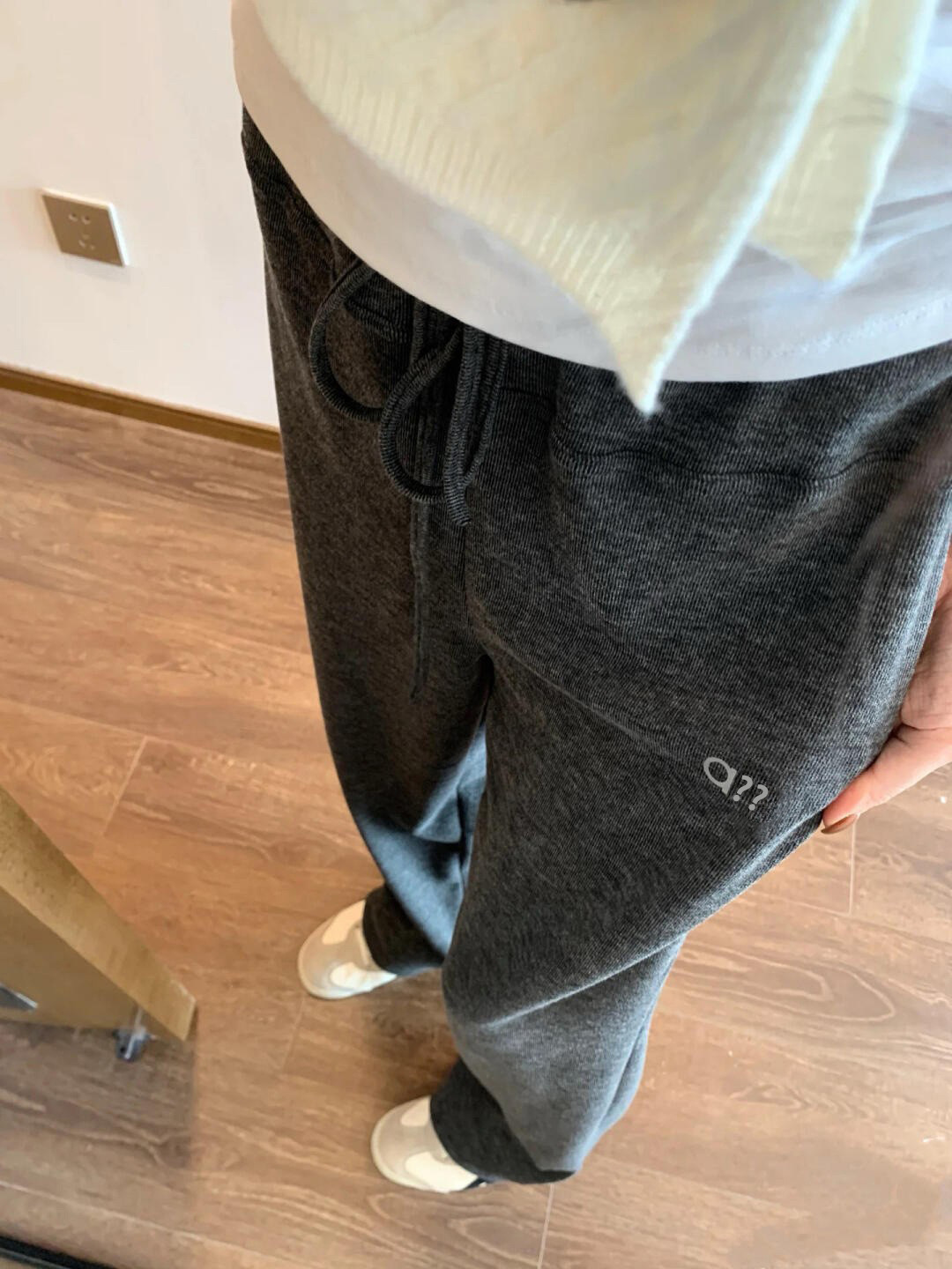 フレアパンツ ゆったり優美フレアパンツ