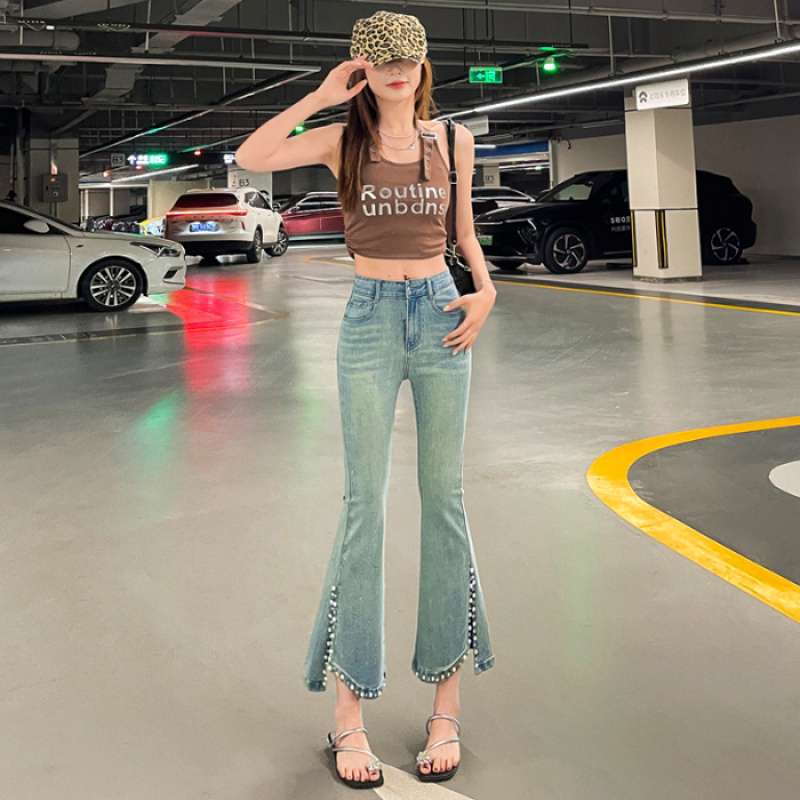 フレアパンツ 裾パール装飾フレア美脚デニムパンツ
