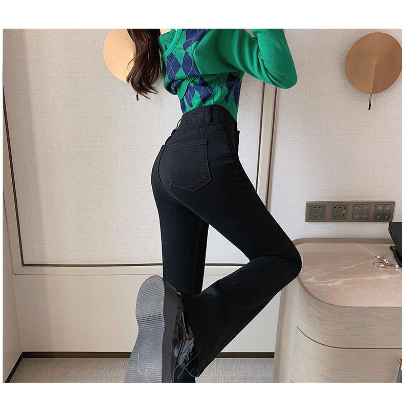 フレアパンツ 美脚効果抜群のフレアデニム