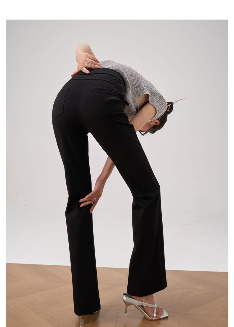 フレアパンツ 洗練シルエットフレアスラックス