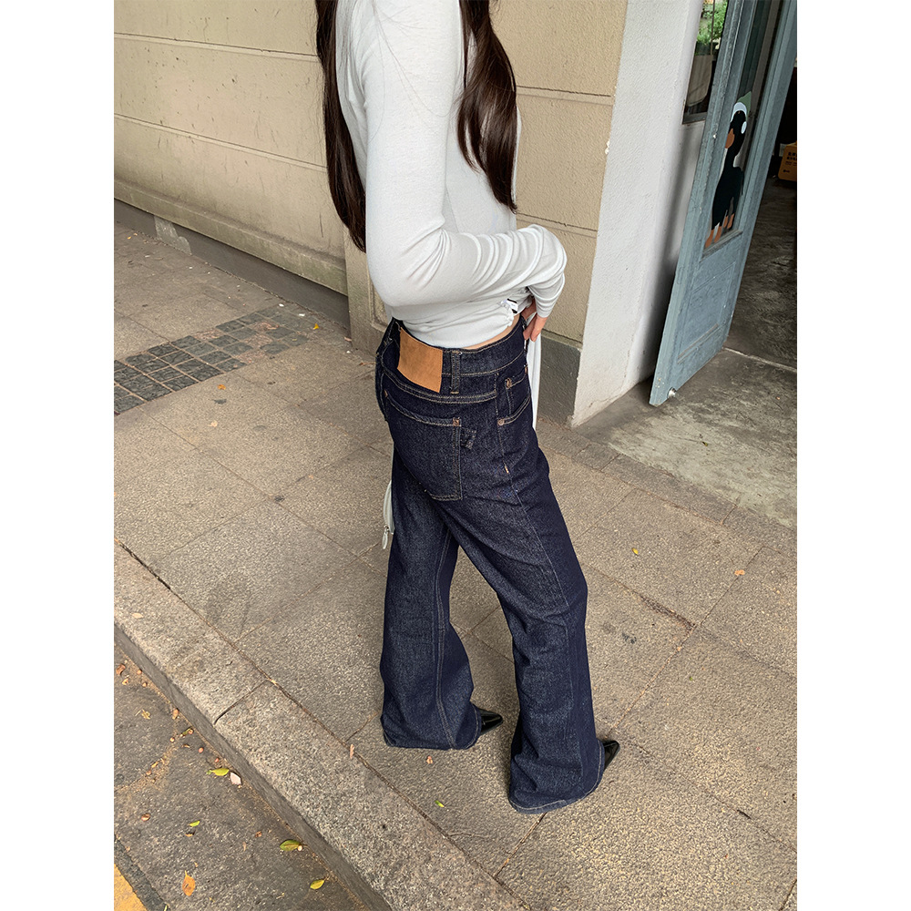 フレアパンツ 大人の雰囲気漂うフレアデニム