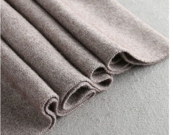 フレアスカート ケーブル編みポケット付きニットフレアスカート