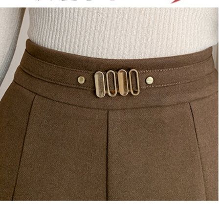 フレアスカート 金具ベルト付きエレガントフレアスカート
