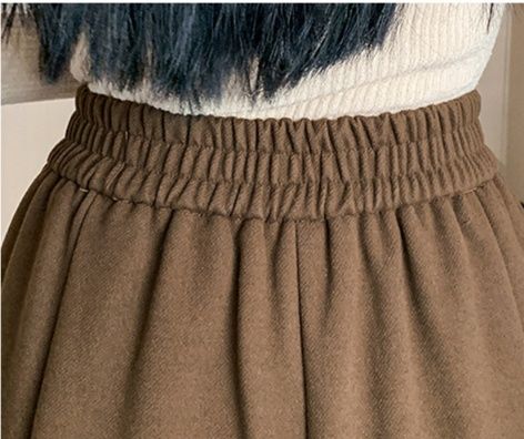 フレアスカート 金具ベルト付きエレガントフレアスカート