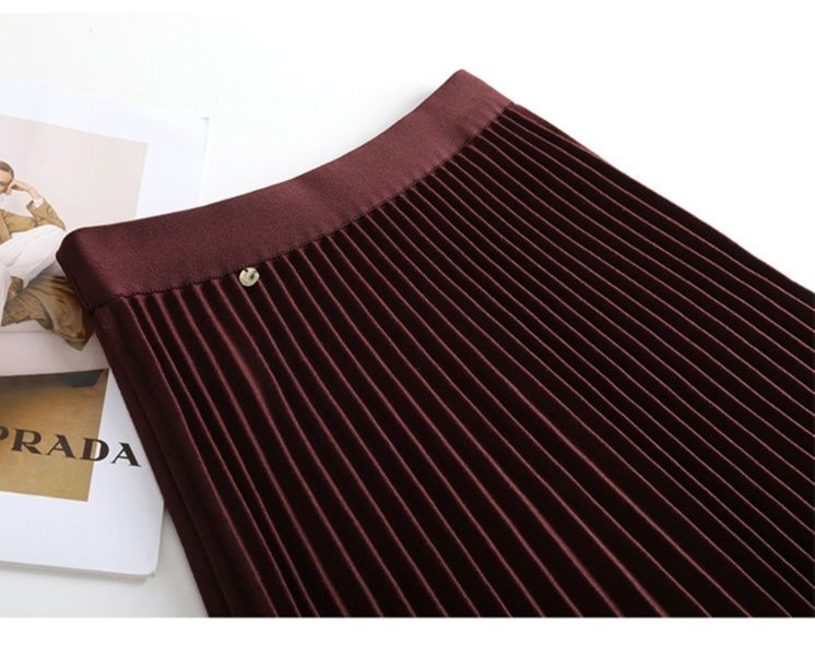 フレアスカート 上品プリーツ仕様のフレアスカートマキシ丈