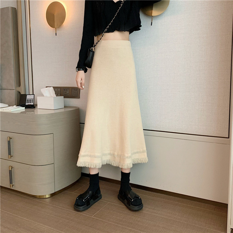フレアスカート 裾フリンジ付きニットフレアスカート