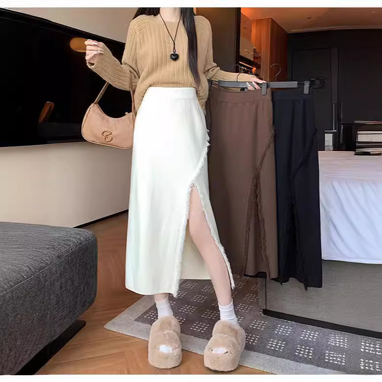 フレアスカート フリンジデザインサイドスリット入りフレアスカート