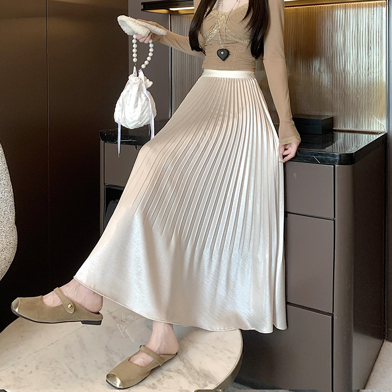 パールシャイン百褶フレアスカート