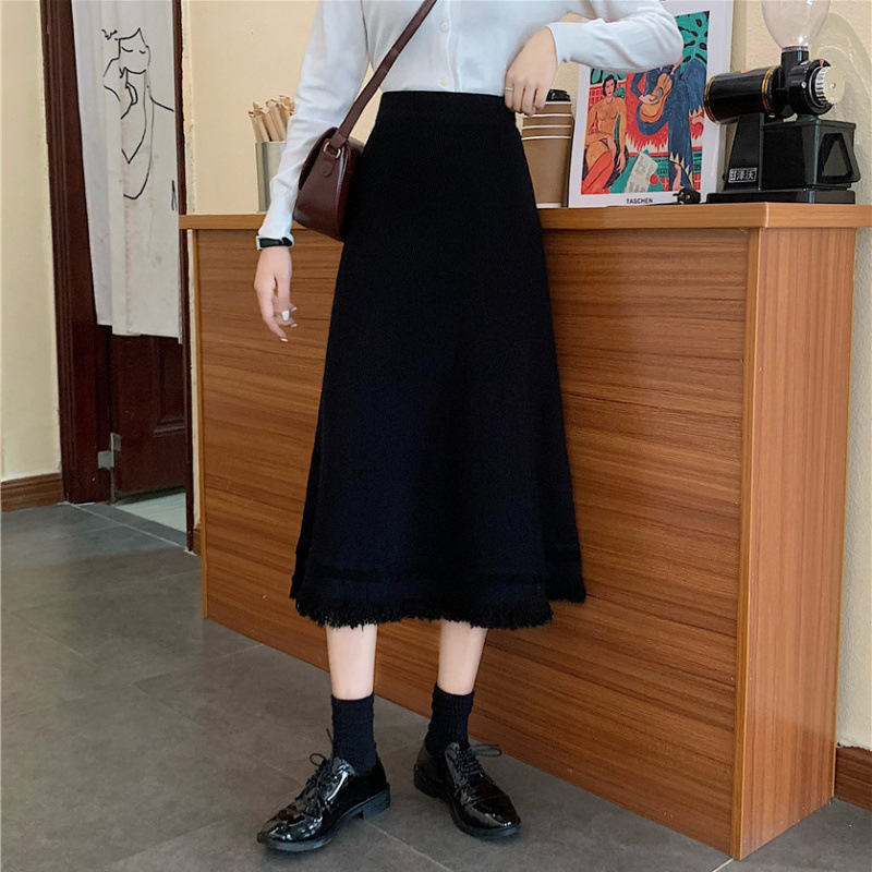 フレアスカート 裾フリンジ付きニットフレアスカート