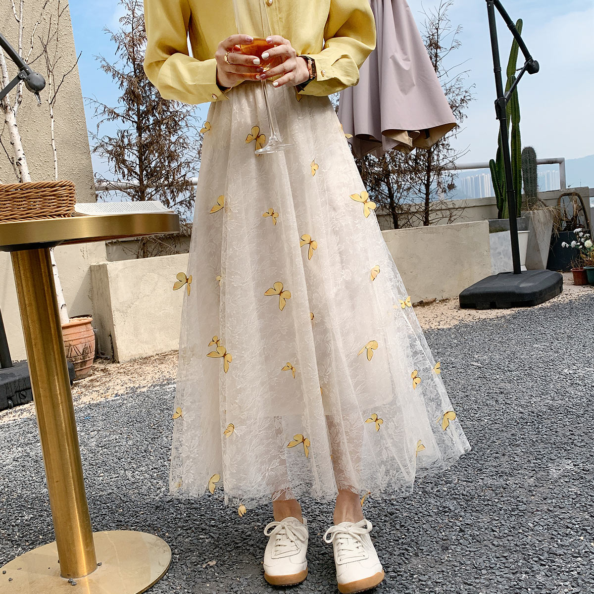 フレアスカート 花柄刺繍チュール重ねひざ下丈フレアスカート