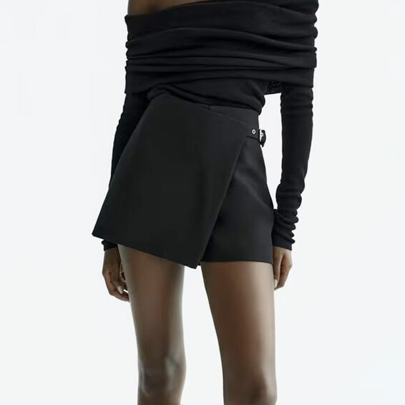 フレアスカート サイドバックルデザイン合成皮革フレアスカート