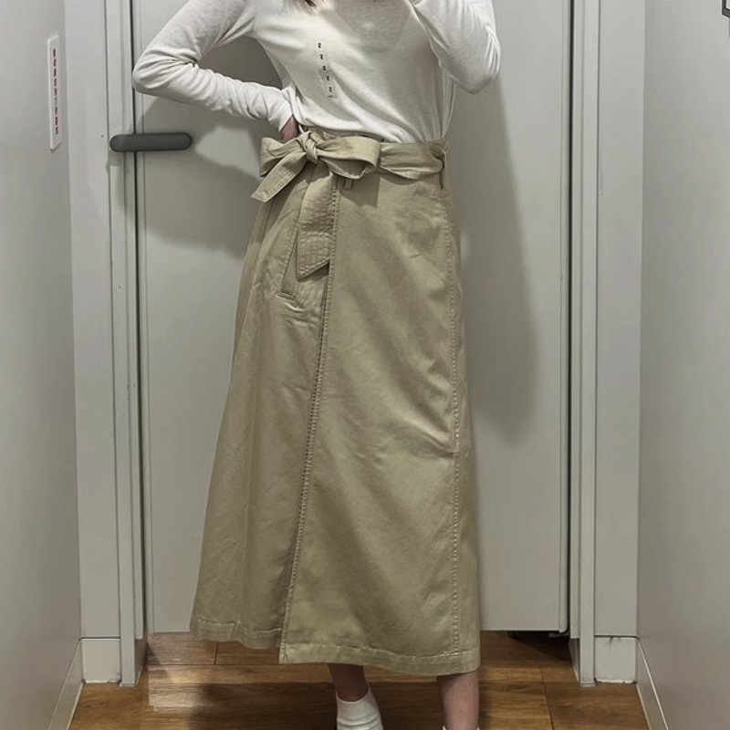 フレアスカート ウエストリボンデザインのフレアスカート
