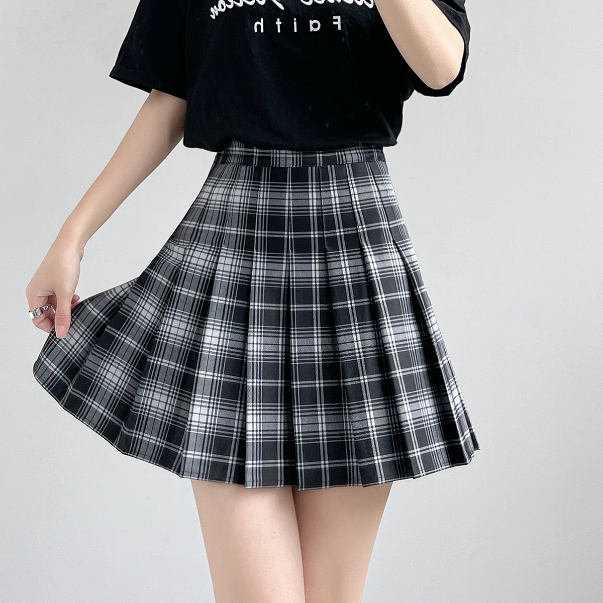チェック柄プリーツフレアスカート