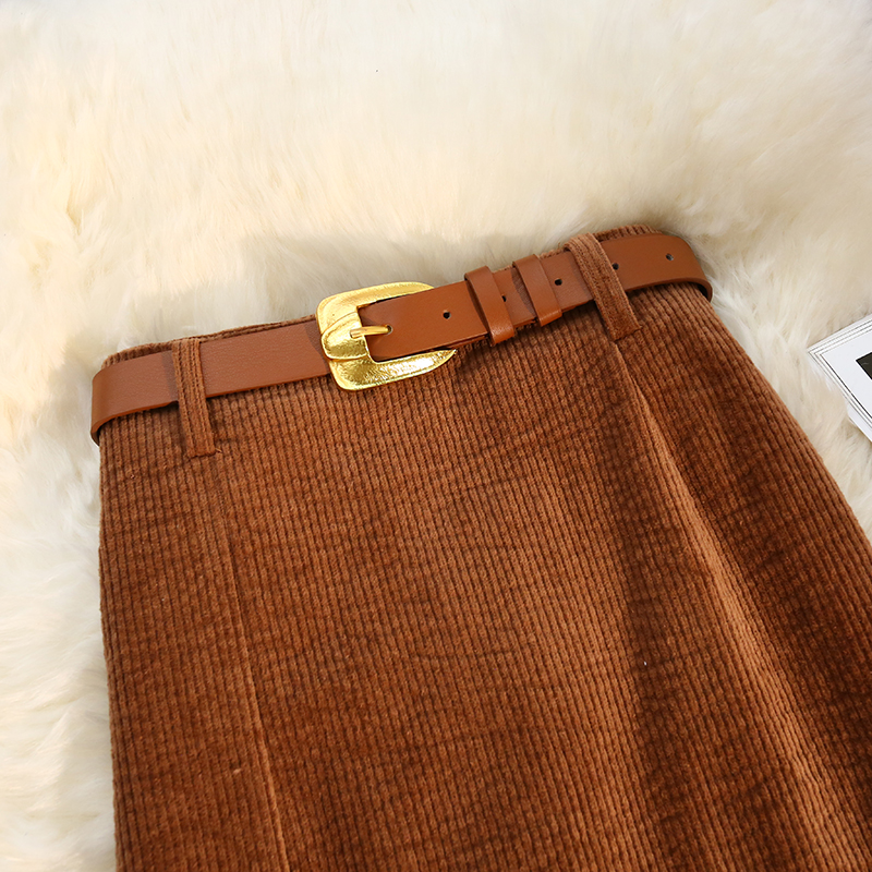 ベルト付きコーデュロイ　スリットフレアスカート