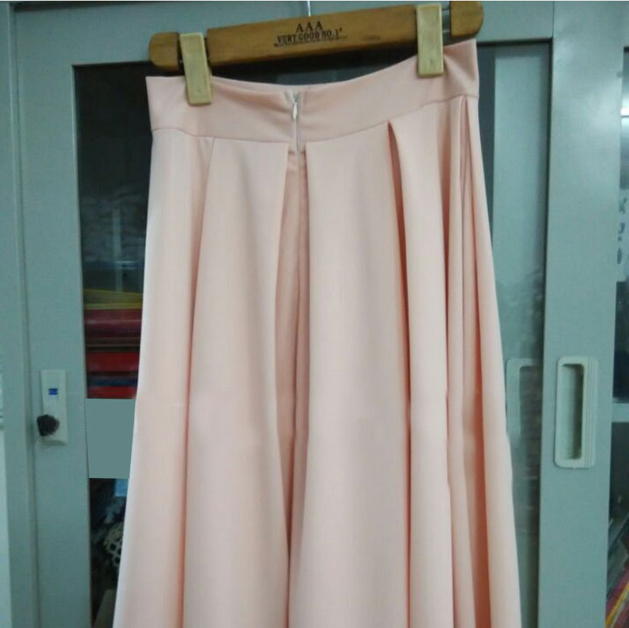 フレアスカート 上品なタックフレアスカート膝下丈