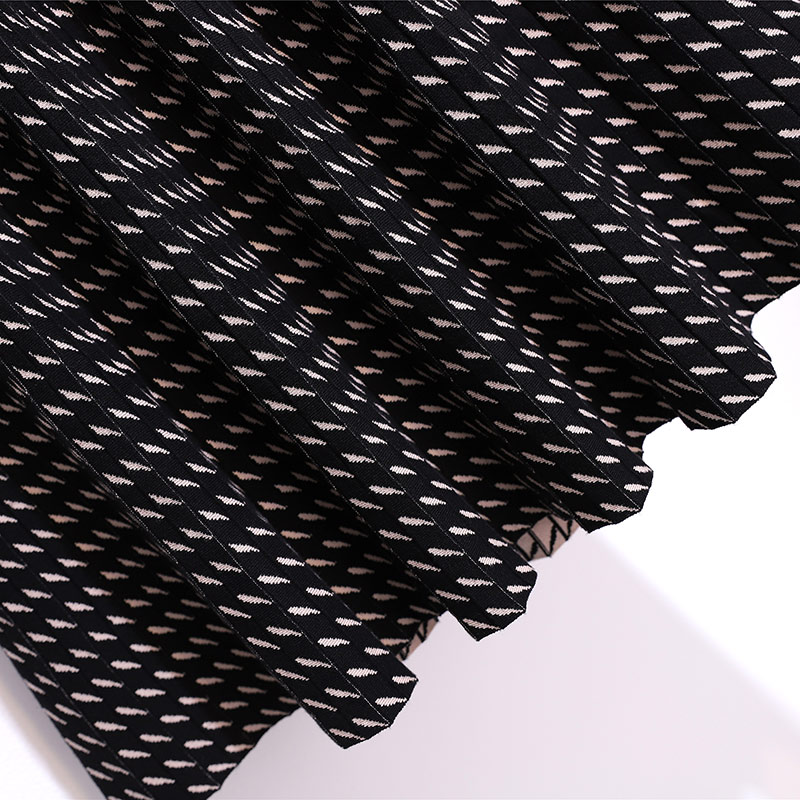 フレアスカート 幾何学模様ニットフレアスカート