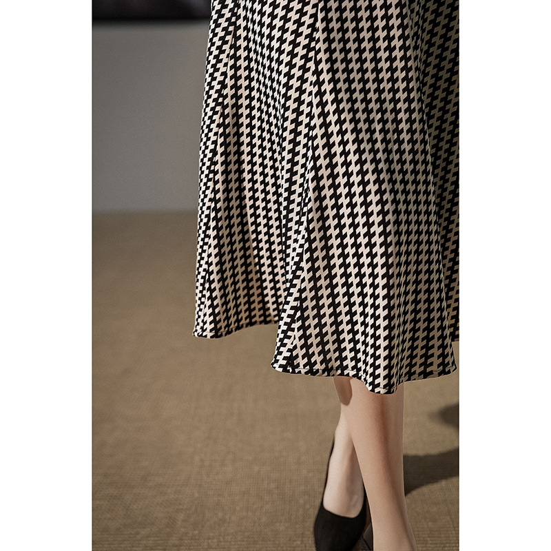 フレアスカート 千鳥格子柄リボンベルト付きフレアスカート